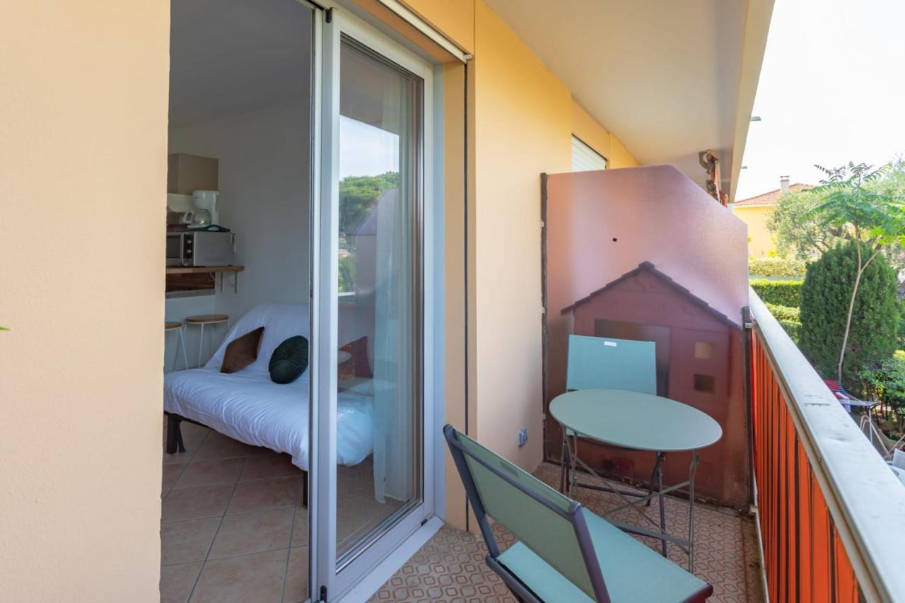 Appartamento Grazioso monolocale con balcone e vista sulle montagne vicino a tutti i ser